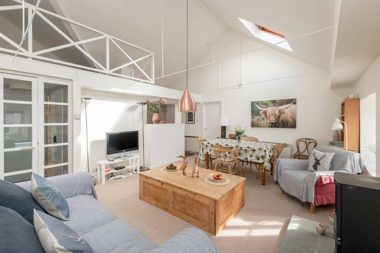 Apartamento Joivy Loft At The Brewery With Free Parking Edimburgo Exterior foto